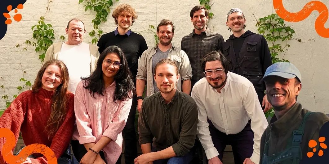 Das Pilzling-Team vor der urbanen Pilzfarm in Köln